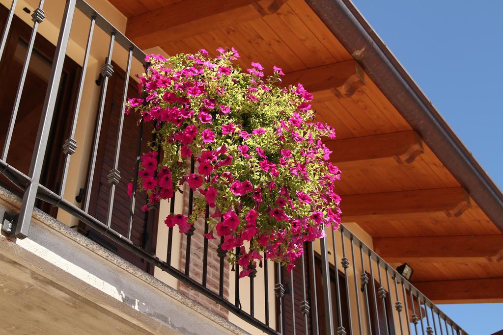 Agriturismo Cascina Mariale Albiano D'Ivrea ภายนอก รูปภาพ